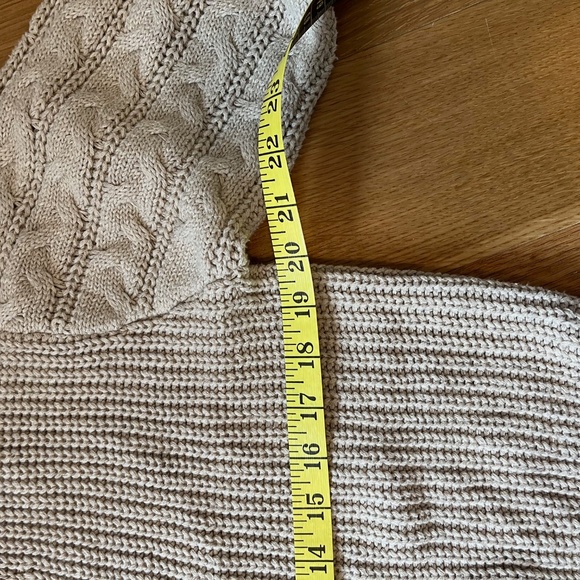 Joie Oatmeal Cable Knit Cotton Blend Button Up Cropped Cardigan - Picture 8 of 9